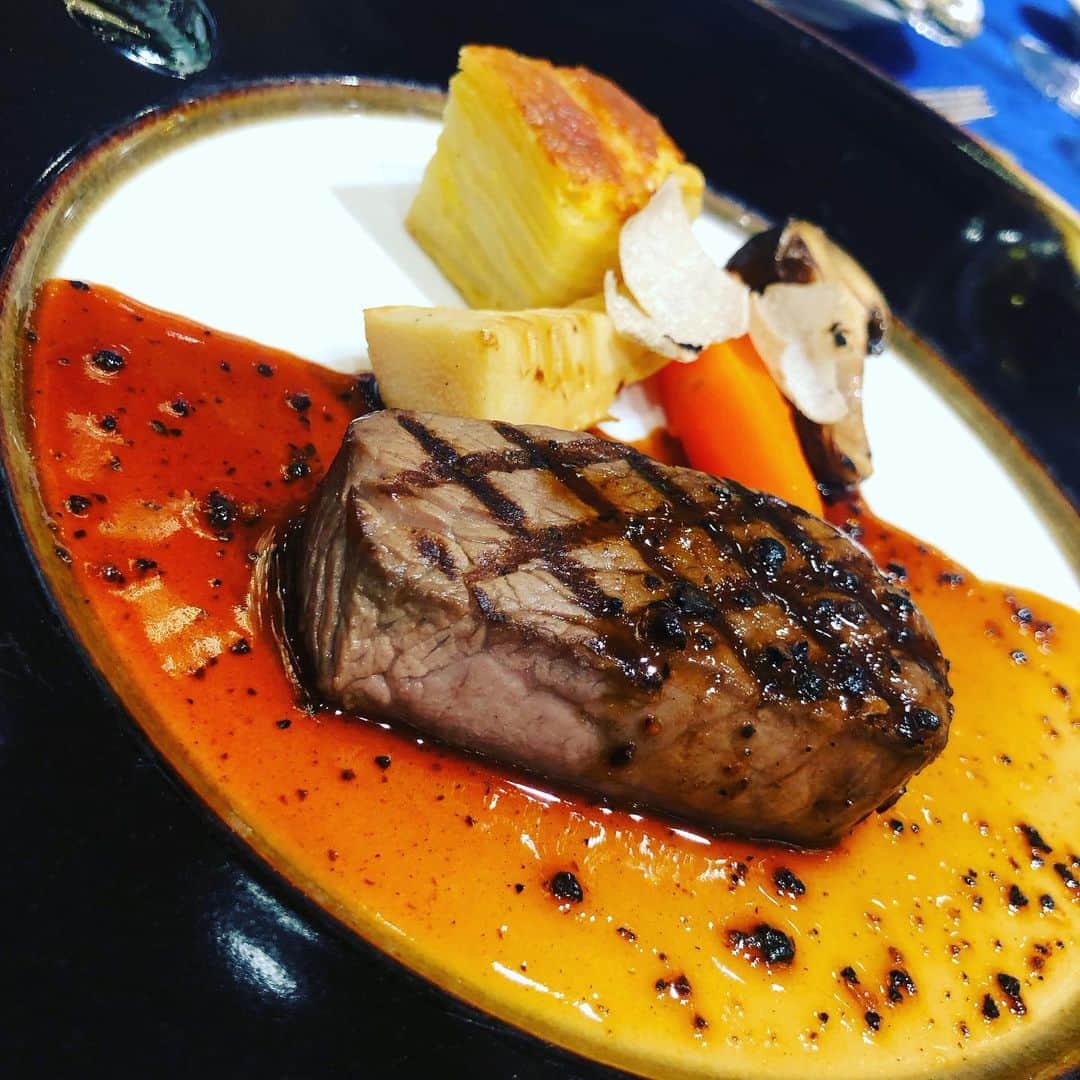市川九團次 (4代目)さんのインスタグラム写真 - (市川九團次 (4代目)Instagram)「京都ウェスティンのディナー 高級フレンチを味わいました。 肉も魚も絶品でした！！ 　たまにはホテルもいいですよ。」4月25日 16時00分 - ichikawa_kudanji