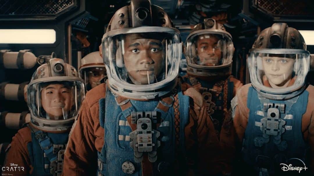 Walt Disney Studiosのインスタグラム：「Exploring the Moon.   #CraterMovie, streaming May 12 on @DisneyPlus.」
