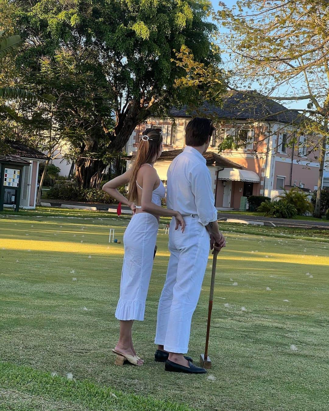 ギーザ・ラガースのインスタグラム：「Making core memories. Happiest of birthdays, my love, my incredible husband」