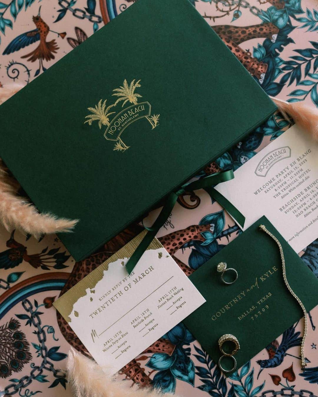Ceci Johnsonのインスタグラム：「Dream wedding *activated*. Invite your guests with a first glimpse of the fabulous weekend awaiting them.   Seen: Our invitation design for Bravo Star @Kerrently and @KyleNoonan's destination wedding in St. Barths! Take a look inside at the link in our bio. 💌 ✨   Invitation Design & Event Branding: @cecinewyork Planner: @epicpresentations Event Designer: @epicpresentations 📸 & 🎥: @thebrothersmartens Ceremony & Reception Site: @nikkibeachsaintbarth Florist: @b_floralevents Officiants: Tori Bradburry & Josh Sepkowitz Wedding Dress: @alexperryofficial Reception & After-Party Dresses: @berta via @bblewisville Veil: @bblewisville Suits: @balanicustom Engagement & Wedding Rings: @diamondsdirect Hair and Makeup: @matwulff Wedding Party Attire: @alexperryofficial, @balanicustom Rental Equipment: @nikkibeachsaintbarth Catering: @nikkibeachsaintbarth Cake: @chokolavany.stbarth Entertainment: @nikkibeachsaintbarth, @blackrabbitprojects Welcome Bags: @epicpresentations Transportation: @coolrental  #luxuryweddinginvitations #bespokeweddinginvitations #coutureweddinginvitations #elegantweddinginvitations #cecinewyork #cecicouture #luxurywedding #highendweddings #weddingstationery #weddinginvites #weddingdetails #weddinginspiration #stbarthwedding」