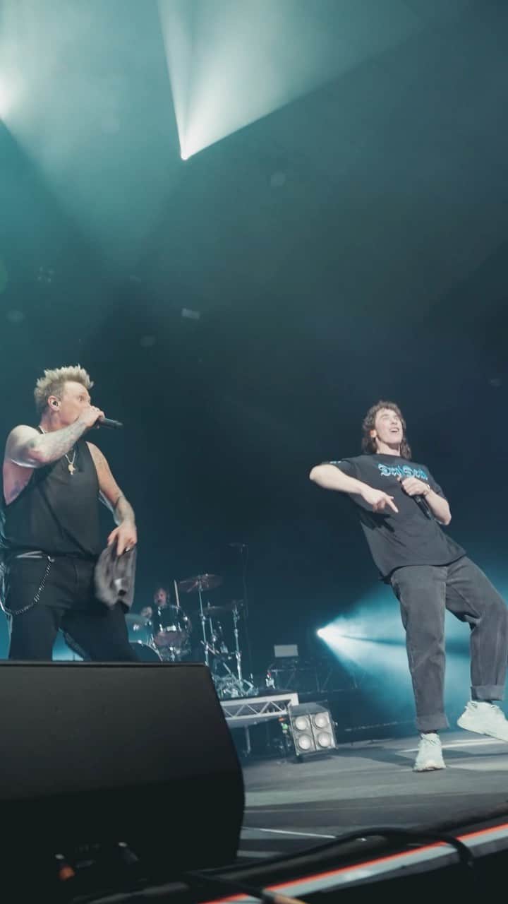 Don Brocoのインスタグラム：「Between Angels & Insects in Melbourne with the boys @paparoach last night. See you next week Auz for the first Broco shows down under in tooo damn long 🇦🇺」