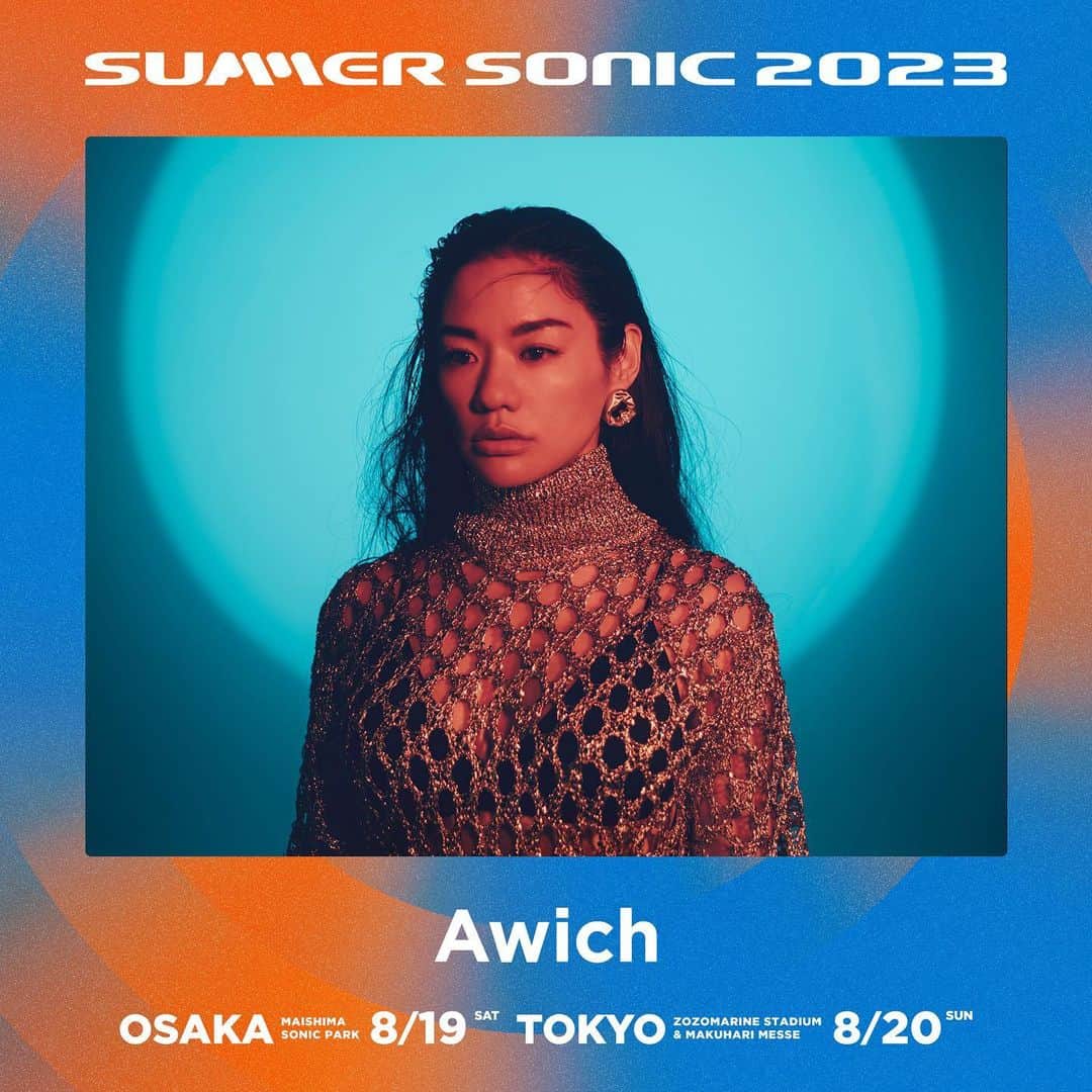 のインスタグラム：「◤ Awich ◢ “日本のヒップホップクイーン”の異名を持つ沖縄出身のラッパー🎤  昨年の武道館公演に続き、Nike「JORDAN BRAND」のイベントではステージにTravis Scott（！）が登場🤯👟  そんな規格外の活動を展開するAwich、 #サマソニ 初出演です‼️ https://www.summersonic.com/」