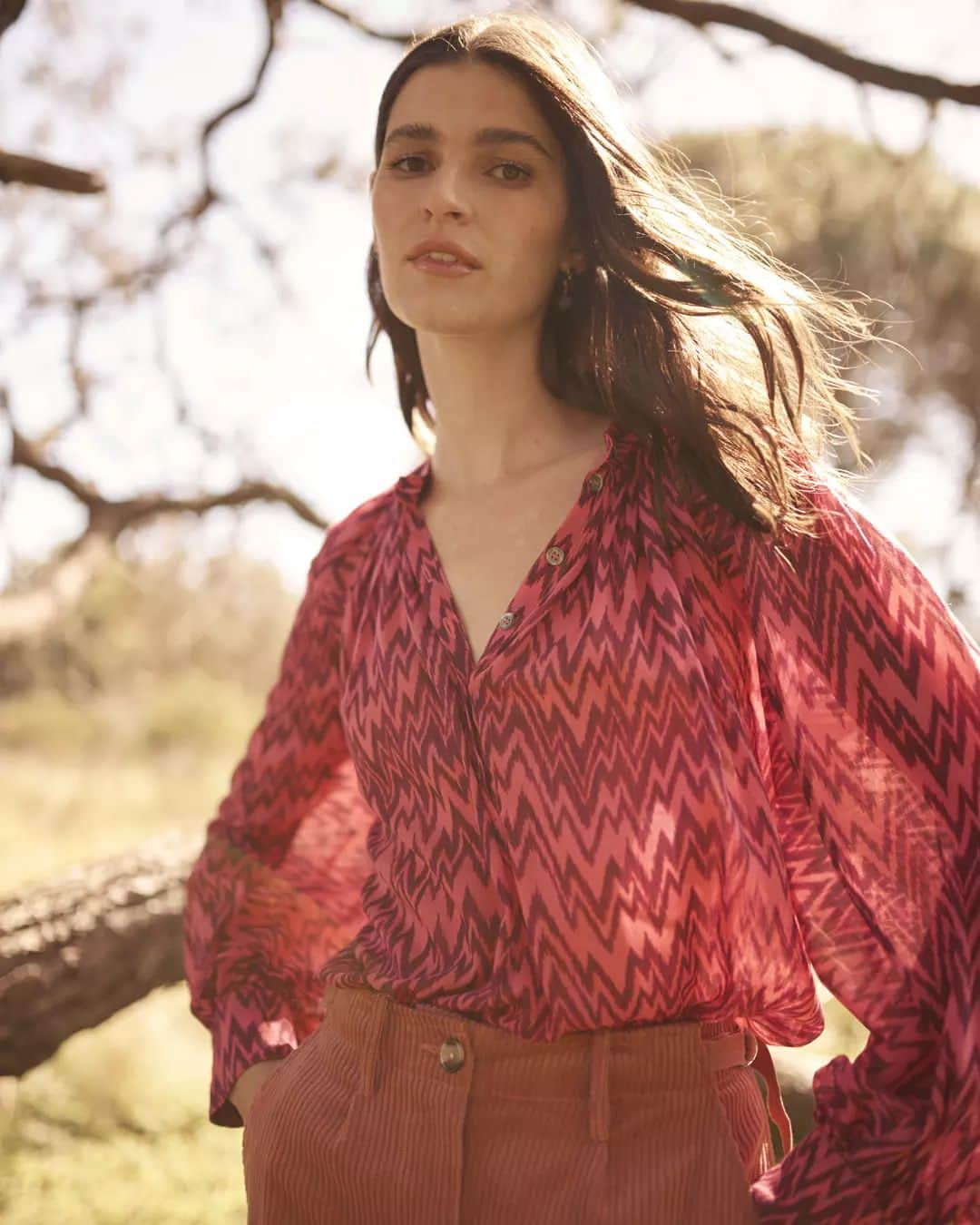 ミーガンパークのインスタグラム：「Say hello to the Raspberry Chevron Blouse - Soft, airy and free, in the most delectable shades of raspberry red and deepest damson.」