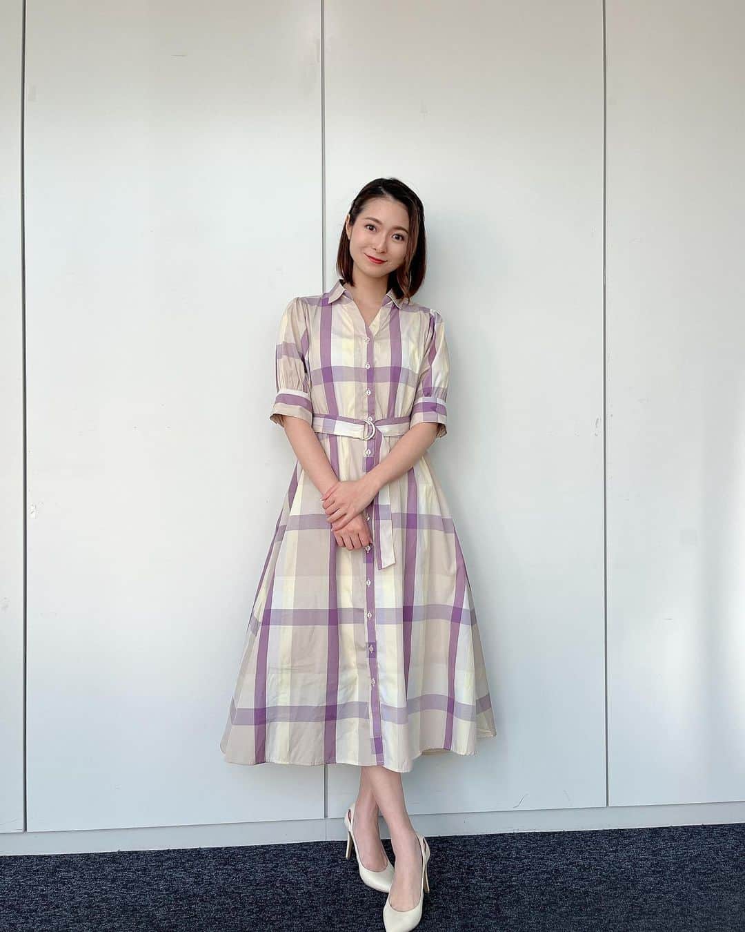住田紗里のインスタグラム：「今日と昨日のグッド！モーニングの衣装です☀️ 今朝は春らしいワンピース、昨日は袖が特徴的なトップスでした  ワンピース•トップス・スカート clear（@clear.official）  #グッドモーニング#衣装#clear#ワンピース#テレビ朝日#テレ朝#テレビ朝日アナウンサー#アナウンサー#住田紗里」