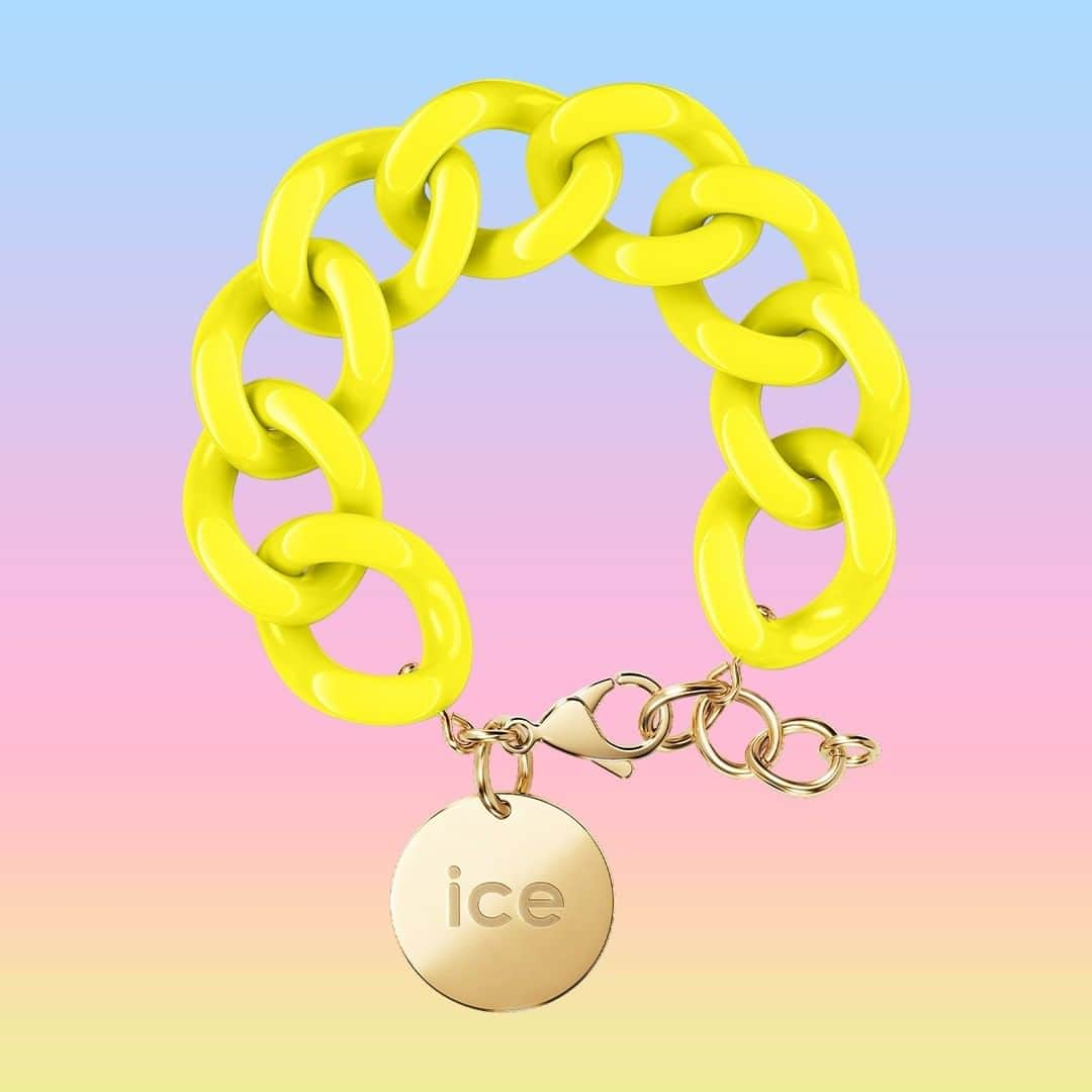 アイスウォッチさんのインスタグラム写真 - (アイスウォッチInstagram)「MATCH YOUR WATCH 💛  #icewatch #icejewellery #matchyourwatch #jewellery #bracelet #yellow #chain #chunkychain #beauty #gold」4月25日 18時45分 - icewatch