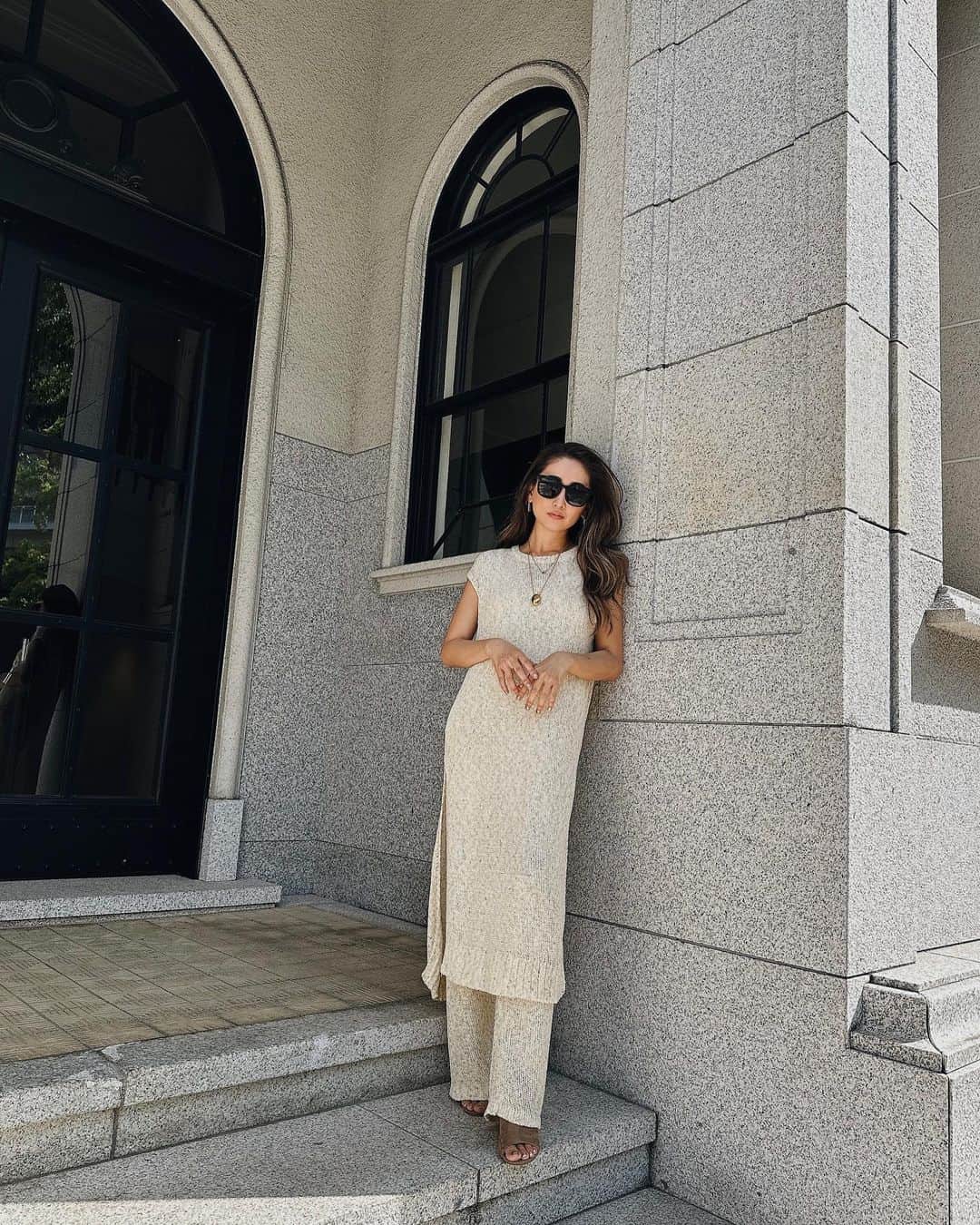 のインスタグラム：「@esutoreja  ✔︎ Mix knit dress ✔︎ Mix knit pants . . 4/29 20:00〜 .  .  .  . .  #esutoreja  #fashion #apparel #clothes #newarrivals #code #ootd #springfashion #springcollection #sscollection #ss2023 #春服 #春服コーデ #春ファッション #ジャケットコーデ #スカートコーデ #パンツコーデ#低身長コーデ#155cmコーデ #154cmコーデ #アパレルブランド #ディレクター #ファッションデザイナー #ファッションモデル #海外コーデ #海外ファッションコーデ #海外ガール #海外スタイル #海外トレンド」