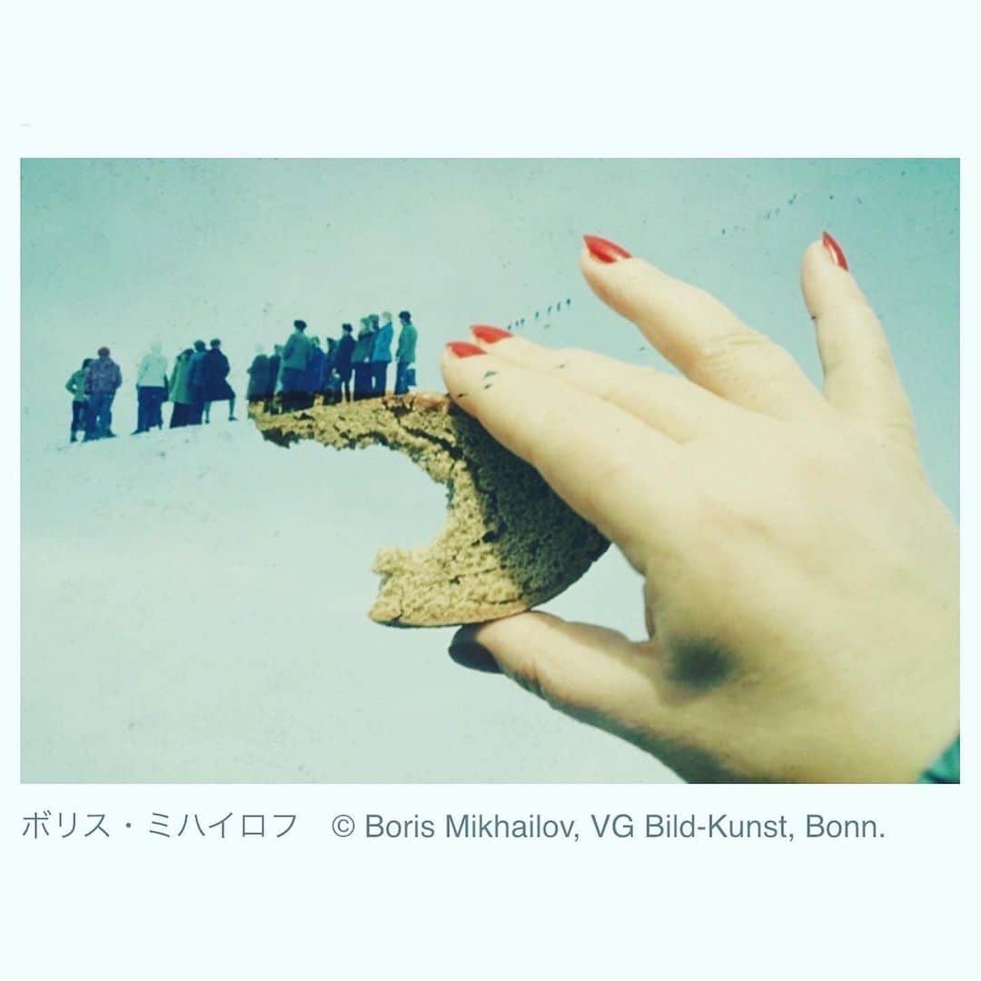 中野明海さんのインスタグラム写真 - (中野明海Instagram)「#京都グラフィー  「　BORDER 」  京都国際写真祭の記憶  デニス・モリス ジャマイカ系イギリス人写真家 14才の頃の写真 その年齢でボブ・マーリーのワールドツアーのオフィシャルカメラマンとして同行。  マベル・ポブレット キューバの新進気鋭のアーティスト 今回のテーマは 「水」と「海」 レア・セドゥ並の美貌 #京都文化博物館 の美しさ  パオロ・ウッズ ＆ アルノー・ロベール 「Happy Pills」写真家とジャーナリストの2人が5年間世界を旅して、幸せと薬の関係性を追求。世の中は薬の流れを追うと見えてくると。。  ボリス・ミハイロフ ウクライナ出身のアーティスト 社会の矛盾を象徴するかの様な作品群をピンクフロイドの音楽と共に上映。  観たかった ココ・カピタン 見逃し、、  偶然の出会いもたくさん 思い切って出かけて 良かった〜✨✨  他にも感動したり、胸が苦しくなったり、考えさせられたり、と、大忙し！  @shino.ayumi  @016charly  @acehotelkyoto @piopikotacos   ↑🌮👍🏻✨😽」4月25日 19時24分 - akeminakano__official