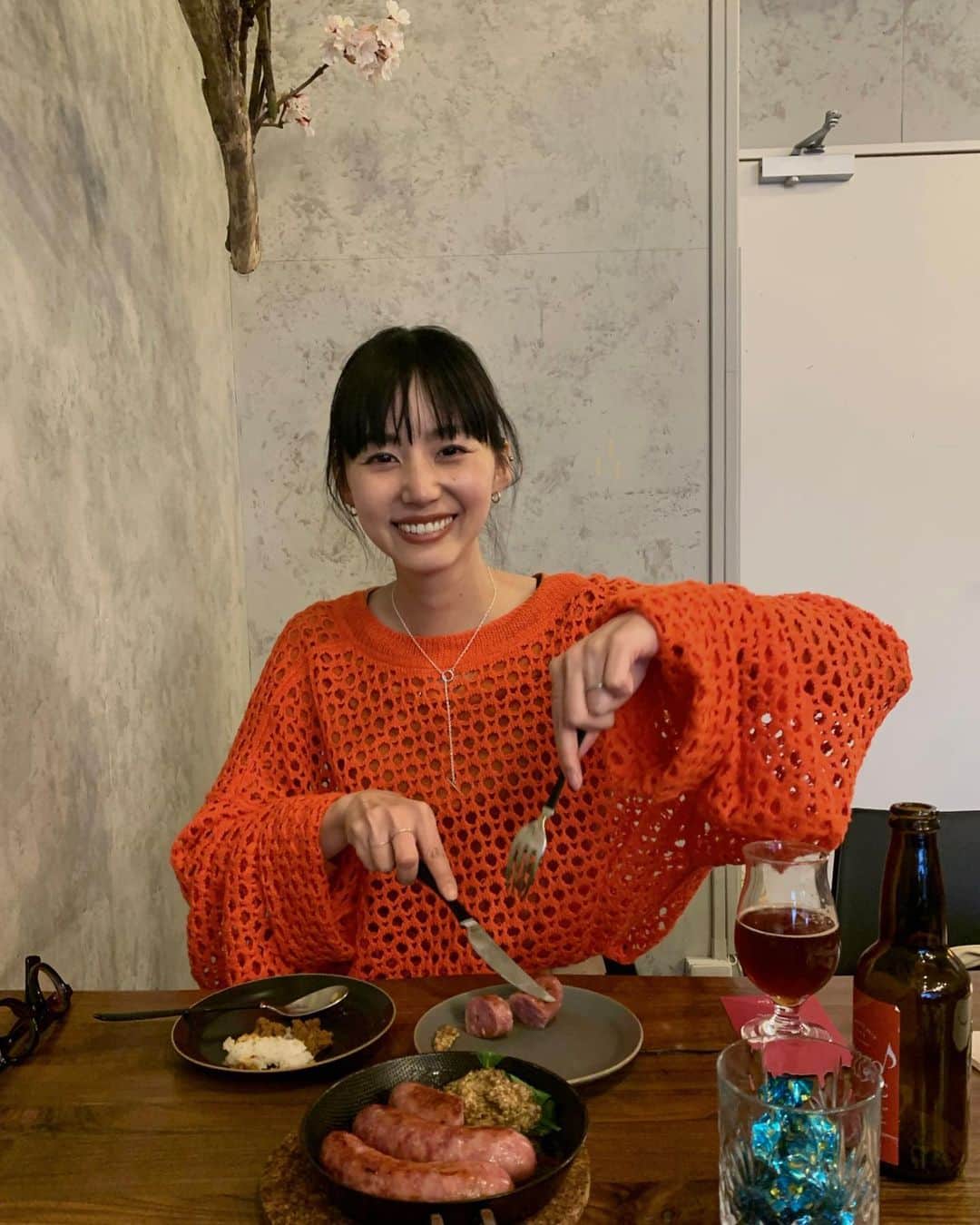 Shiho Sasakiのインスタグラム：「クラフトビールと美味しいごはん🍽️♡ ゆったり出来る雰囲気だから思わず長居しちゃった！ 今度は🐶と一緒に行ってみようかな🐾  #カフェごはん」
