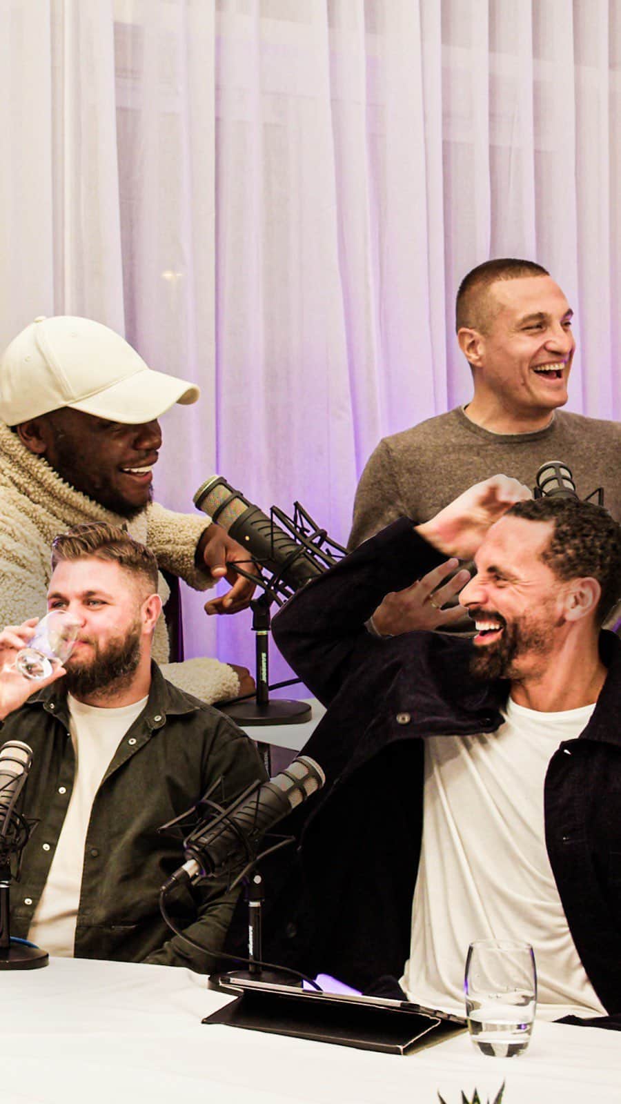 リオ・ファーディナンドのインスタグラム：「When you ring The Boss…. 3 words to describe Nemanja Vidic? Part 2 now live!  We discuss departing Manchester United & current squad in depth!   #MUFC」