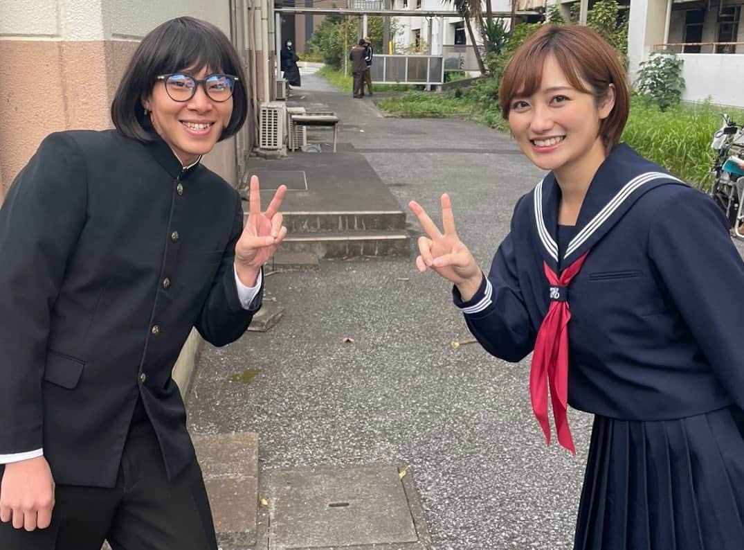 奥山かずささんのインスタグラム写真 - (奥山かずさInstagram)「日本統一外伝 山崎一門7  〜小さな恋のヤマザキ〜 DVD本日発売です！ぜひ。 オフショット🎀 とても優しい皆さん✨笑 ありがとうございました！ #目の前にお兄さん達全員集合した時怖くて足震えた」4月25日 19時59分 - kazusa_okuyama_official