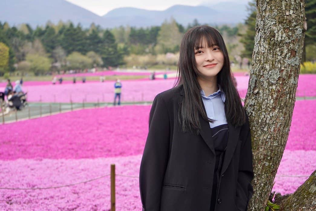 斉藤瑞季さんのインスタグラム写真 - (斉藤瑞季Instagram)「本栖湖の芝桜🌸 ちょうど満開でした✨  #富士本栖湖リゾート  #本栖湖  #芝桜」4月25日 20時16分 - mii_maricoco