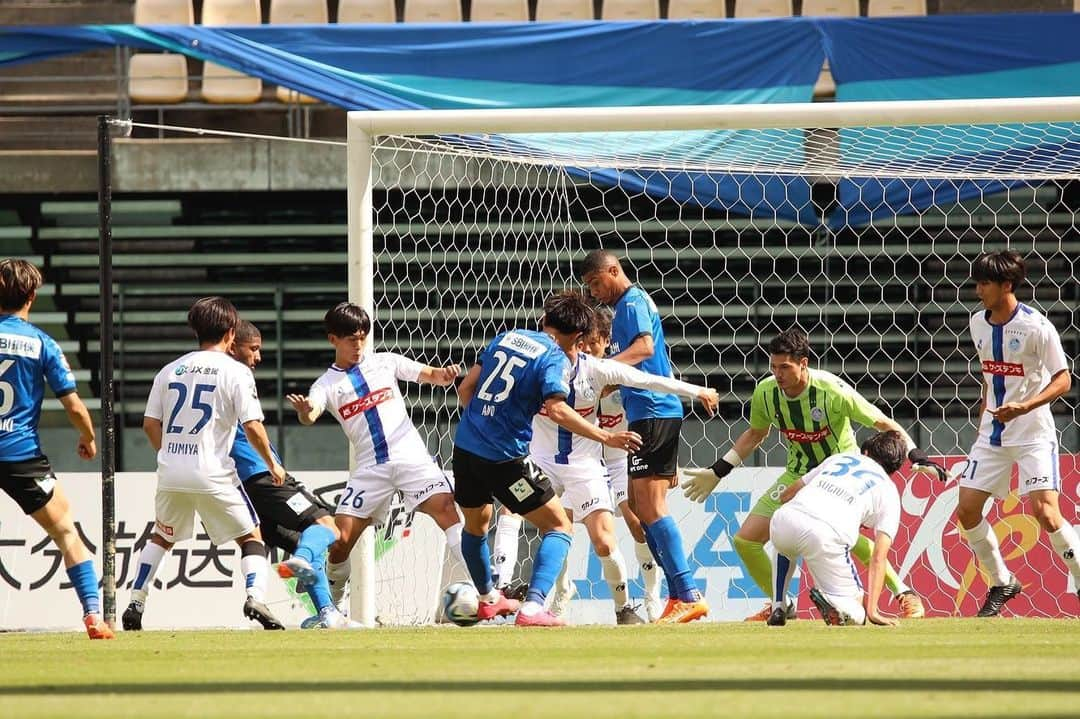 山口瑠伊さんのインスタグラム写真 - (山口瑠伊Instagram)「Important 3 points with a clean sheet ! Let’s keep working 🔥🐉  #水戸ホーリーホック #mitohollyhock  #cleansheet」4月25日 20時26分 - yamaguchi_louis