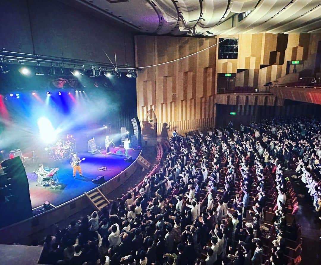 因幡始さんのインスタグラム写真 - (因幡始Instagram)「京都産業大学にてライブをしてきました🎹 京都はあいにくの雨だったけれど、それでもたくさんの学生が観に来てくれていて嬉しかったな。 観にきてくれた皆さん、どうもありがとうございましたー🙏」4月25日 21時04分 - wacci_key_hajime