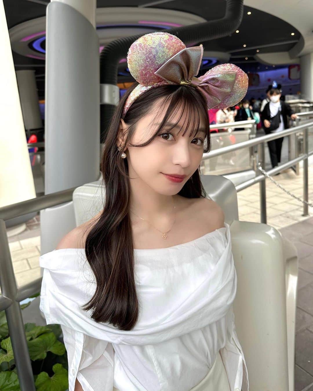 椚ありさのインスタグラム：「めずらしくカラコンしてみた😳 今年はまだ肌寒いなあ🌬️」