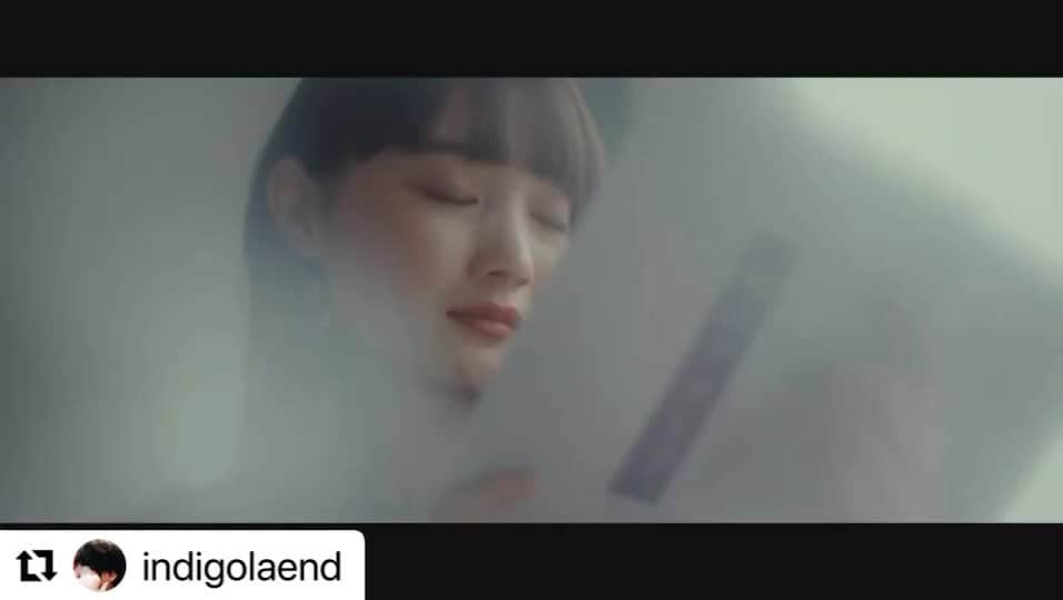 新野尾七奈のインスタグラム：「indigo la End( @indigolaend_official ) 「瞳のアドリブ」MV出演させて頂きました😭🙏🏻 ひとつひとつ奥深い歌詞と共に表現すること楽しかったー。 神曲と共に是非MVも最後までご覧下さい❤️  #indigolaend  #瞳のアドリブ　 directed by: @takuro.okubo  @indigolaend_official」