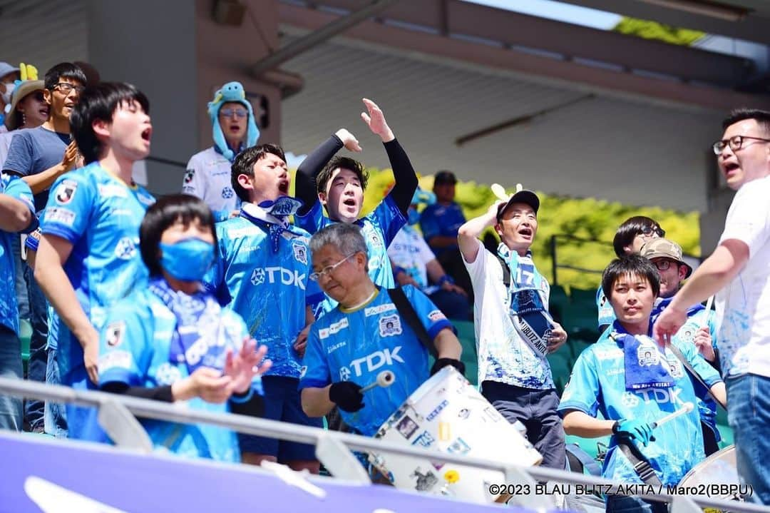 飯尾竜太朗さんのインスタグラム写真 - (飯尾竜太朗Instagram)「2023.4.22  沢山の応援を有難うございました。  Ｊリーグ通算201試合目の対戦相手が、長崎であった事は、何かの縁だったとも思います。  今節の悔しさを、次に繋げてチームとしても個人としても成長します。  引き続き、熱い応援宜しくお願いします。  @blaublitz_akita」4月25日 21時12分 - 110.ryutaro