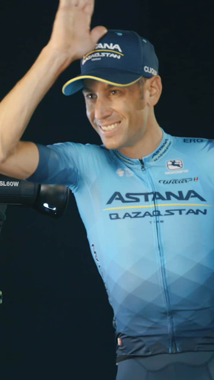 ヴィンチェンツォ・ニバリのインスタグラム：「The definitive story of Vincenzo Nibali’s legendary career in cycling, told during his last season on the bike.  Watch the film now on GCN+ 👉 gcn.eu/Nibali」