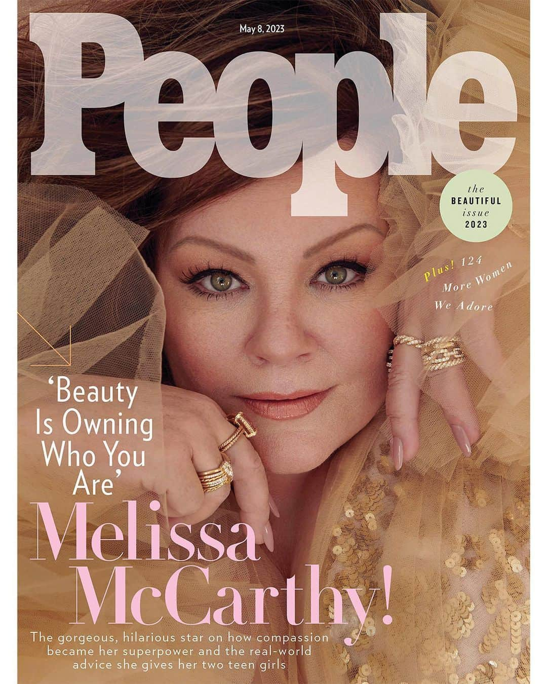 メリッサ・マッカーシーさんのインスタグラム写真 - (メリッサ・マッカーシーInstagram)「When Melissa McCarthy heard the news that she had been chosen to grace the cover of PEOPLE's 2023 Beautiful Issue, her first thought was "Did my mom and my dad have the two main votes?" All joking aside, the Little Mermaid star admits she was "incredibly flattered" over the honor. ❤️  "I felt like it was saying something really lovely to my younger self, to my 20-year-old self," she tells PEOPLE in this week's cover story. "And maybe to other people, too." Pick up the issue on newsstands Friday, and tap the bio link for the full story. | 📷: @ruvenafanador」4月25日 21時27分 - melissamccarthy