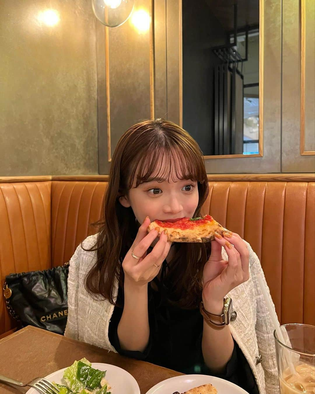 田久保夏鈴さんのインスタグラム写真 - (田久保夏鈴Instagram)「カフェで打ち合わせした日👧🏽 ピザ美味しかった🍕🥤」4月25日 21時31分 - kar_insta_gram