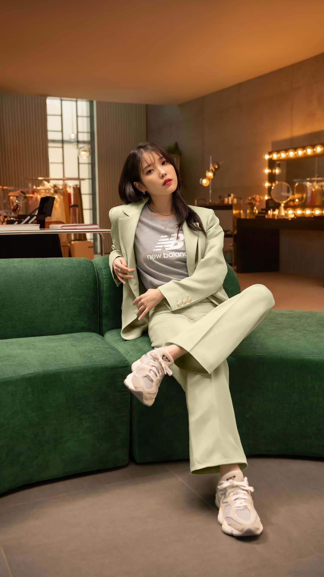 newbalanceのインスタグラム：「IU. Seoul. 2023. #WeGotNow」
