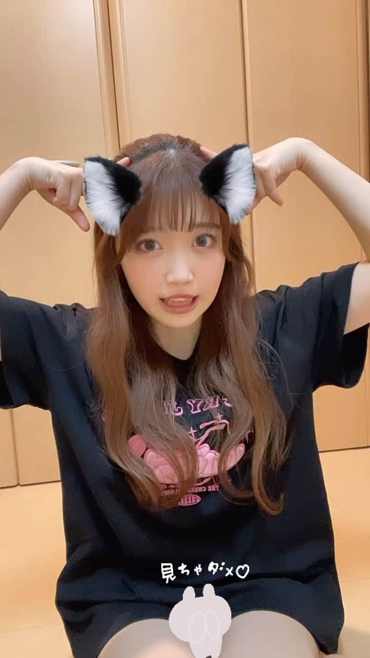 北島萌加のインスタグラム：「ねこちゃんになりたい🥺  #もえちゃぽ #ハーフアップ #ウェーブ巻き #03」