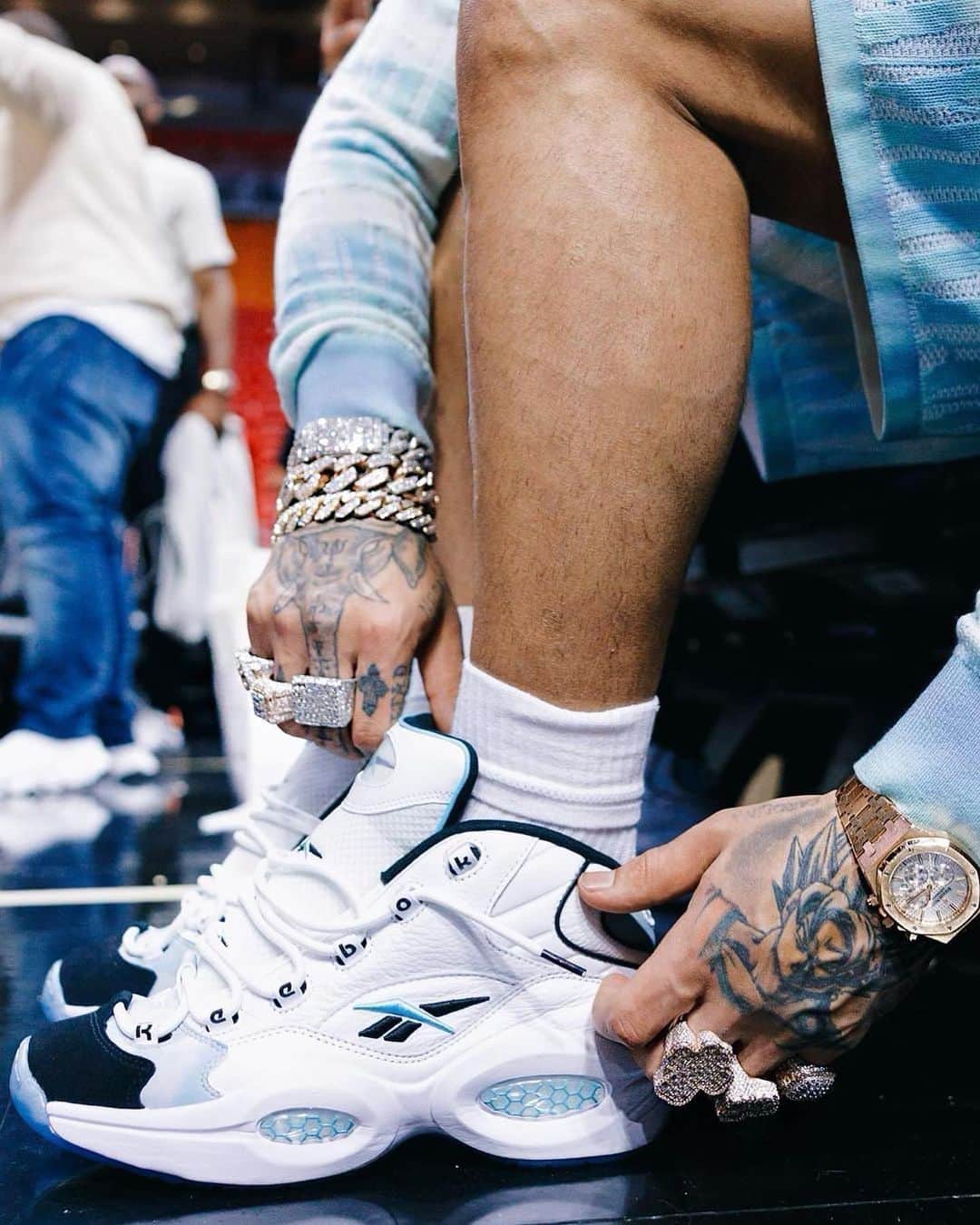Reebokさんのインスタグラム写真 - (ReebokInstagram)「Reebok X @anuel continued collab gives the Question Mid Double Toe and Classic Leather 1983 Vintage a reimagined look.」4月25日 22時37分 - reebok