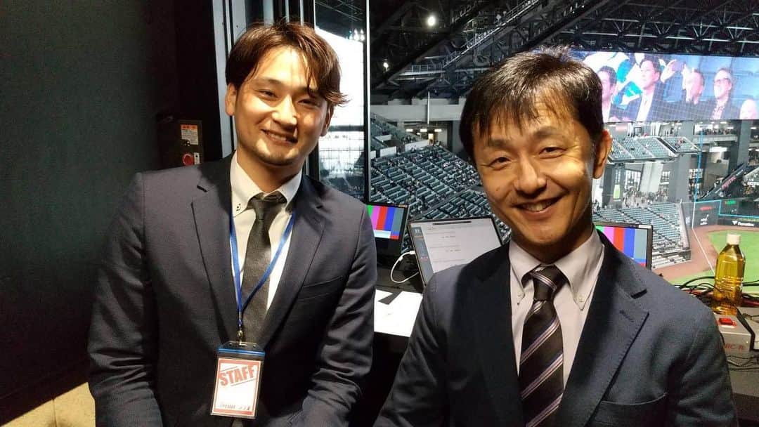 中村勝のインスタグラム：「今日はHBCラジオさんでファイターズ対バファローズの試合を初解説させていただきました！ 初めての経験でずっと緊張しっぱなしでしたが川畑アナが終始引っ張っていってくれて本当に助かりました🙇‍♂️ たくさん勉強になる1日でした！ ありがとうございました！ #エスコンフィールド北海道  #hbcラジオ」