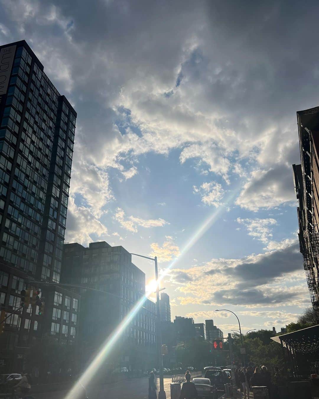 テイラー・モンセンのインスタグラム：「#goodmorning」