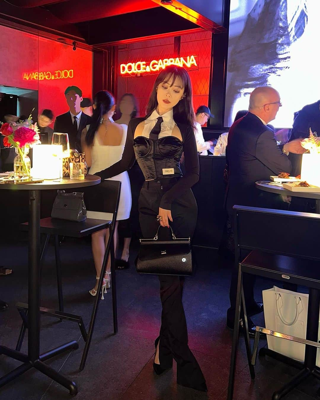 SAY さんのインスタグラム写真 - (SAY Instagram)「DG NIGHT W DG GANGGGG🖤🌹 @dolcegabbana @dolcegabbana_martini 💋」4月25日 23時06分 - saayworld