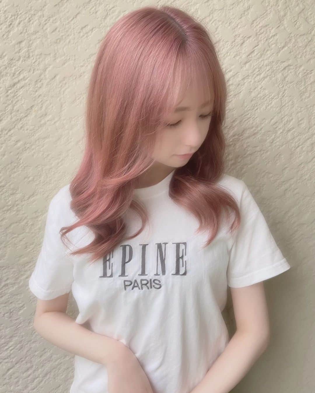 深野ひなのインスタグラム：「久しぶりのハイトーン^_^  @kyanakochanhair  いつもありがとうございますっ！！！  #ハイトーンカラー #ロングヘア」
