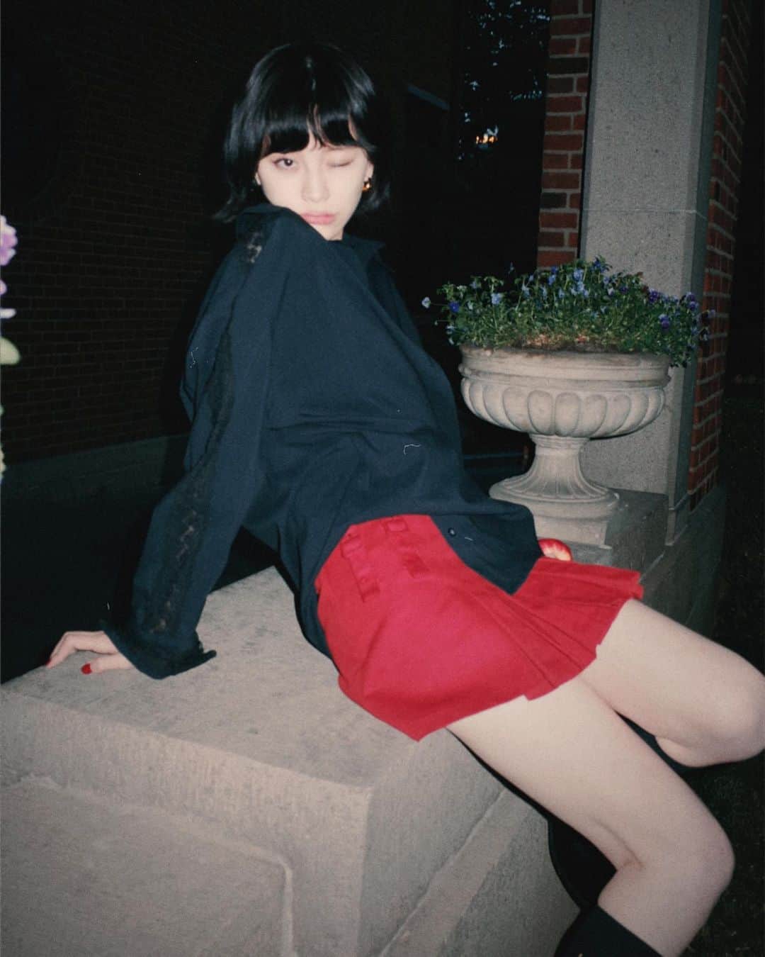 る鹿のインスタグラム：「Life is continue ~ Be cool be honest 🍎✨」