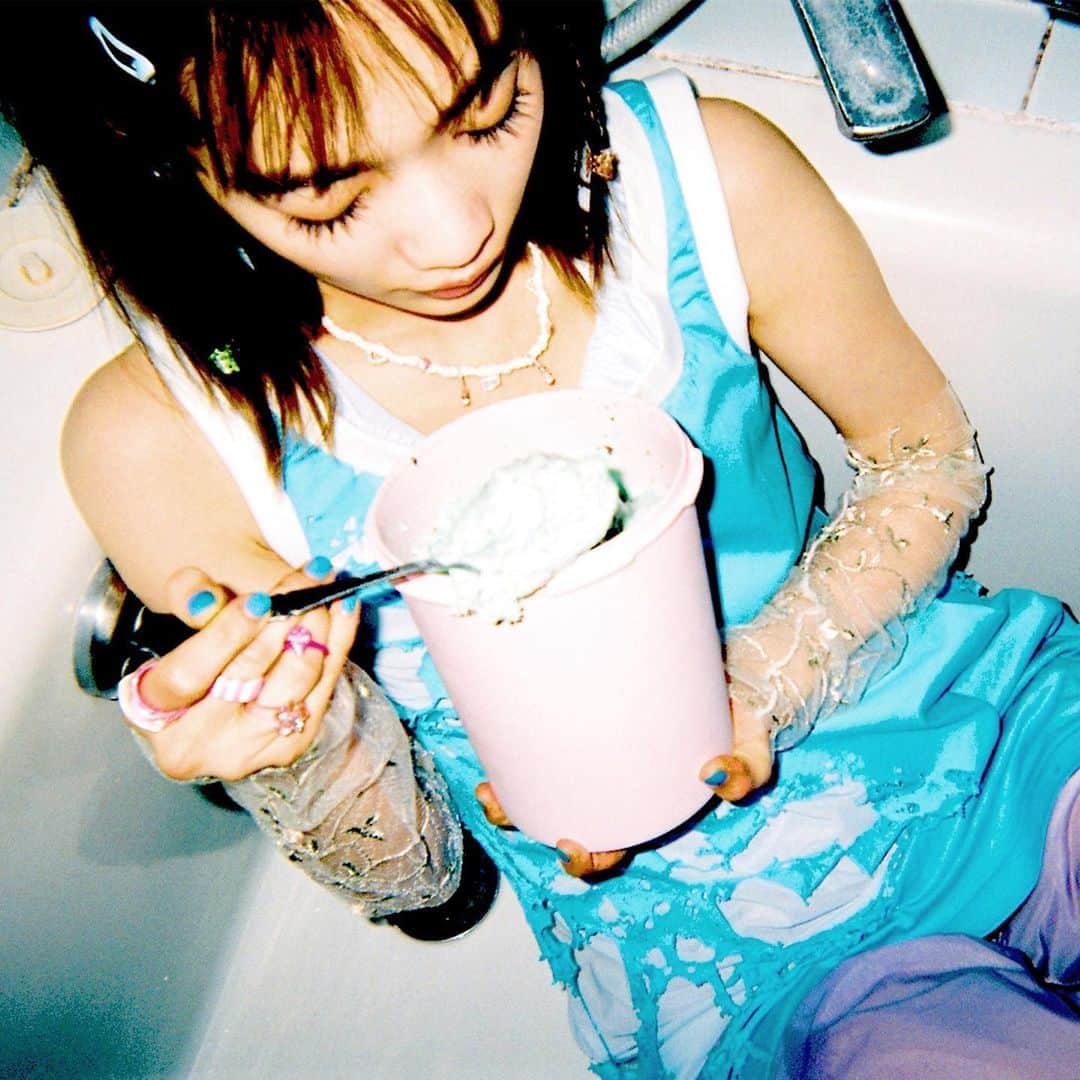 羊文学のインスタグラム：「[Release] Digital Single「FOOL」 TBS・MBSドラマ『往生際の意味を知れ！』EDテーマ曲  @dramaism_mbs  @mikami_ai_」