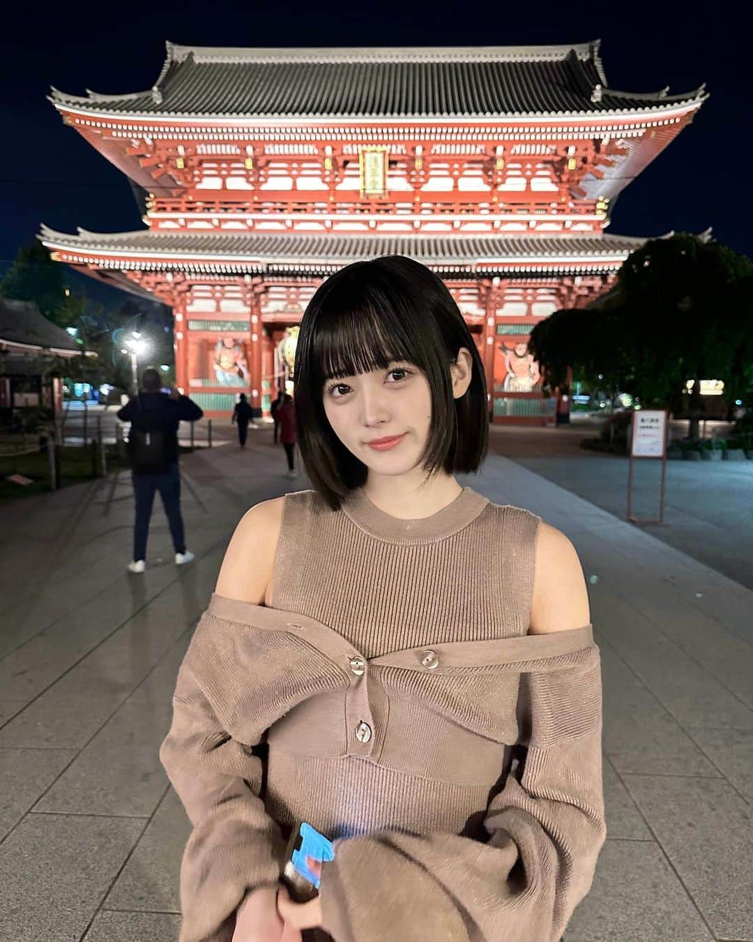 益田珠希のインスタグラム：「夜落ち着く ~   #アイドル  #idol  #2004  #japan  #outfits  #ootd  #ootn  #浅草」