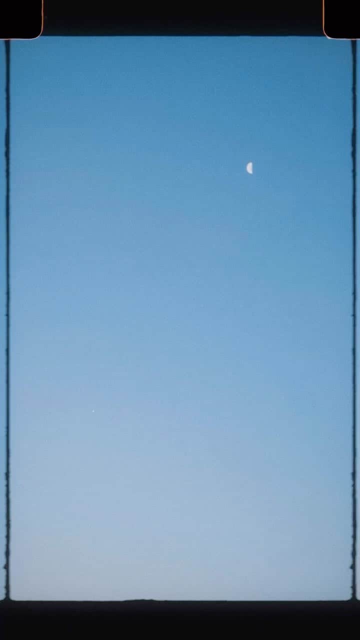 若林薫のインスタグラム：「🌄🌙」