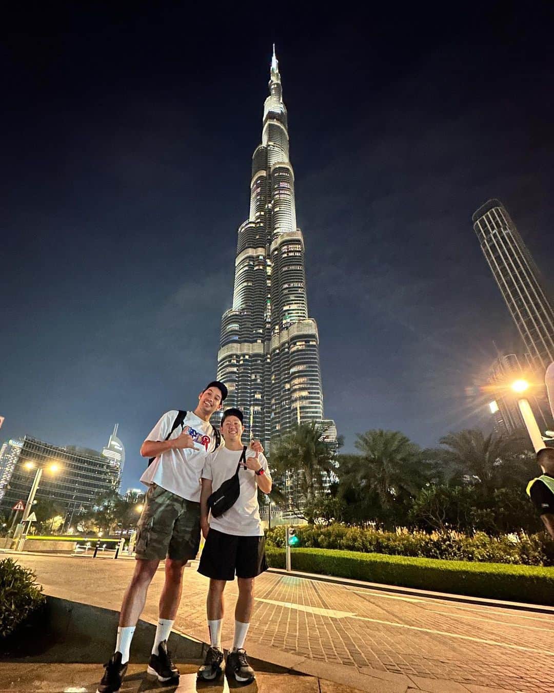 部井久アダム勇樹のインスタグラム：「24th birthday in Dubai🇦🇪  #nakandakari🌺」