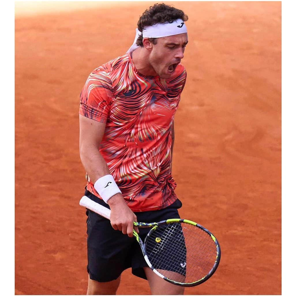 マルコ・チェッキナートのインスタグラム：「Into Main Draw  @mutuamadridopen  #tennis」