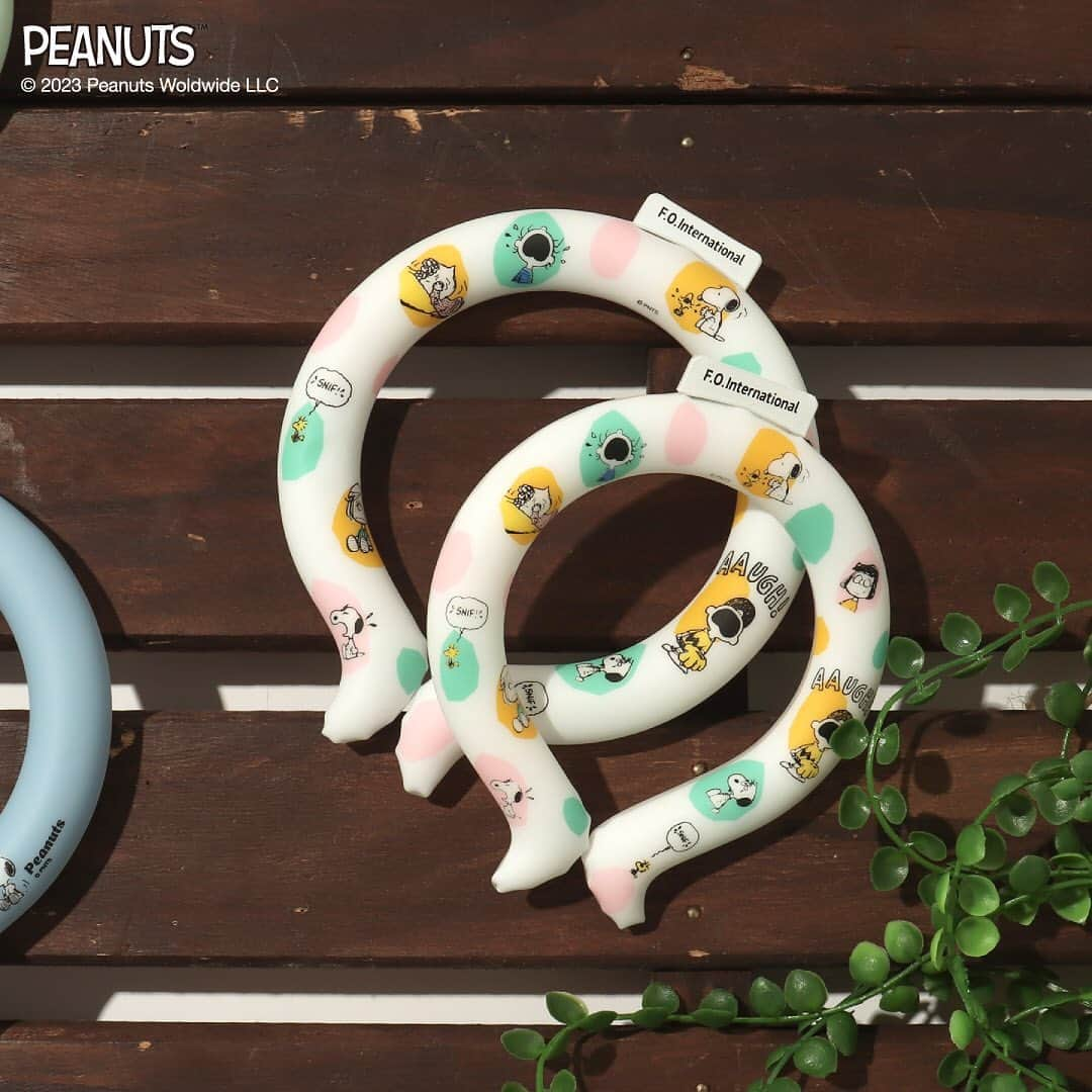 ブリーズオフィシャルさんのインスタグラム写真 - (ブリーズオフィシャルInstagram)「PEANUTSデザインのICE RING®が登場！   ポップな総柄デザインと、シンプルなワンポイントデザインの2タイプ♪ 家族でおそろいしたくなる新デザイン✨ 今までのICE RING®にはない、PEANUTSデザインならではの限定カラーです♪   ■PEANUTSコラボ ICE RING(S)　 (A3Y4263) 3,850円(税込)   ■PEANUTSコラボ ICE RING(M) (A3Y4273) 4,290円(税込)   ※お取り扱いはご来店店舗へ直接お問い合わせください。   #スヌーピー #snoopy #PEANUTS #ピーナッツ #ICERING #アイスリング #PCM冷却ネックリング #熱中症対策グッズ #節電 #猛暑対策 #暑さ対策 #アイスリング #ネッククーラー #夏グッズ #涼グッズ #夏快適グッズ #快適グッズ #熱中症対策 #FOインターナショナル #FOオンラインストア #breeze #apreslescours #algy #fokids #foonlinestore #fointernational #suo」4月26日 12時01分 - breeze__official