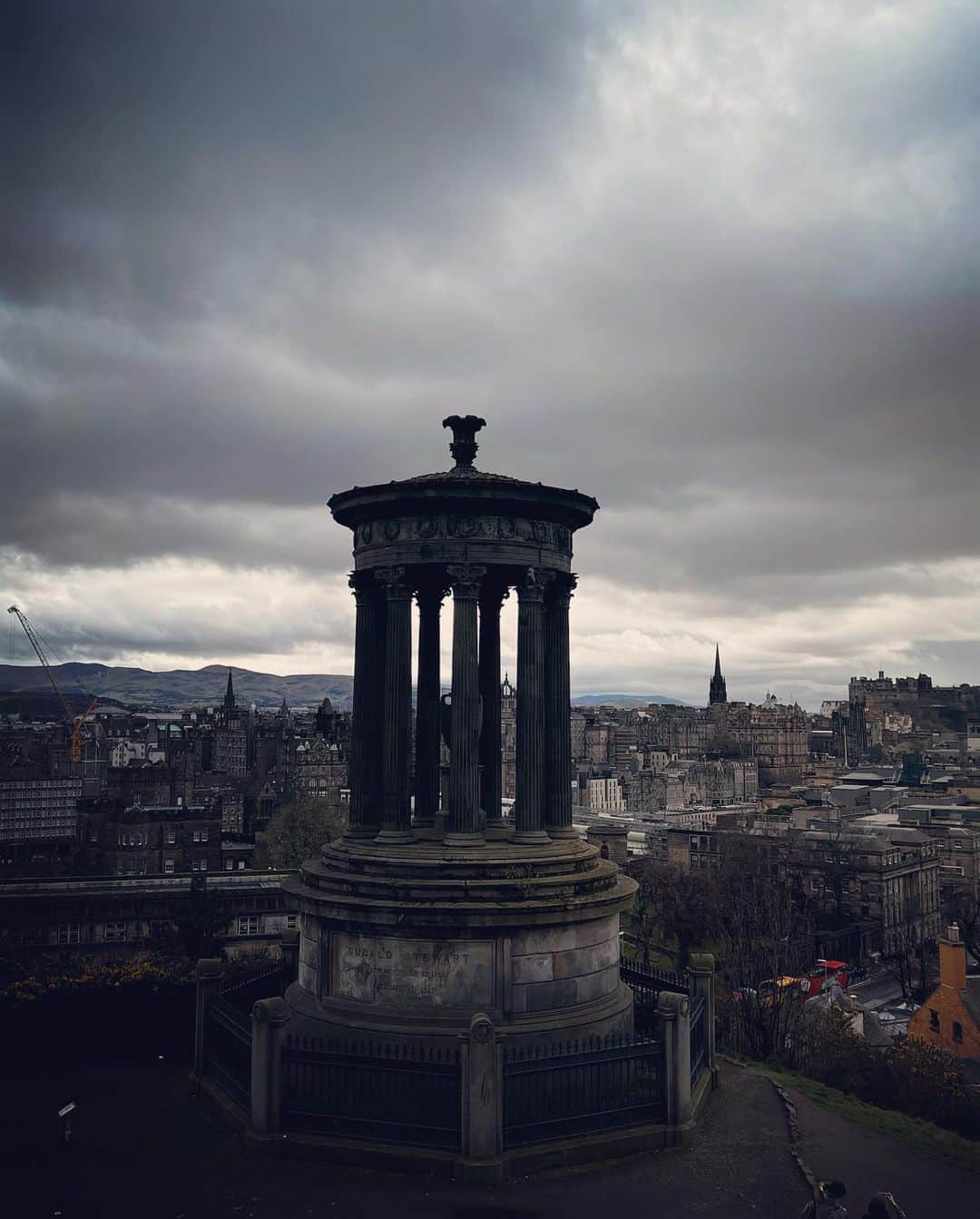 アンジー・ハーモンさんのインスタグラム写真 - (アンジー・ハーモンInstagram)「I absolutely ADORE Scotland!🏴󠁧󠁢󠁳󠁣󠁴󠁿  #blessed #grateful #Scotland」4月26日 3時28分 - angieharmon