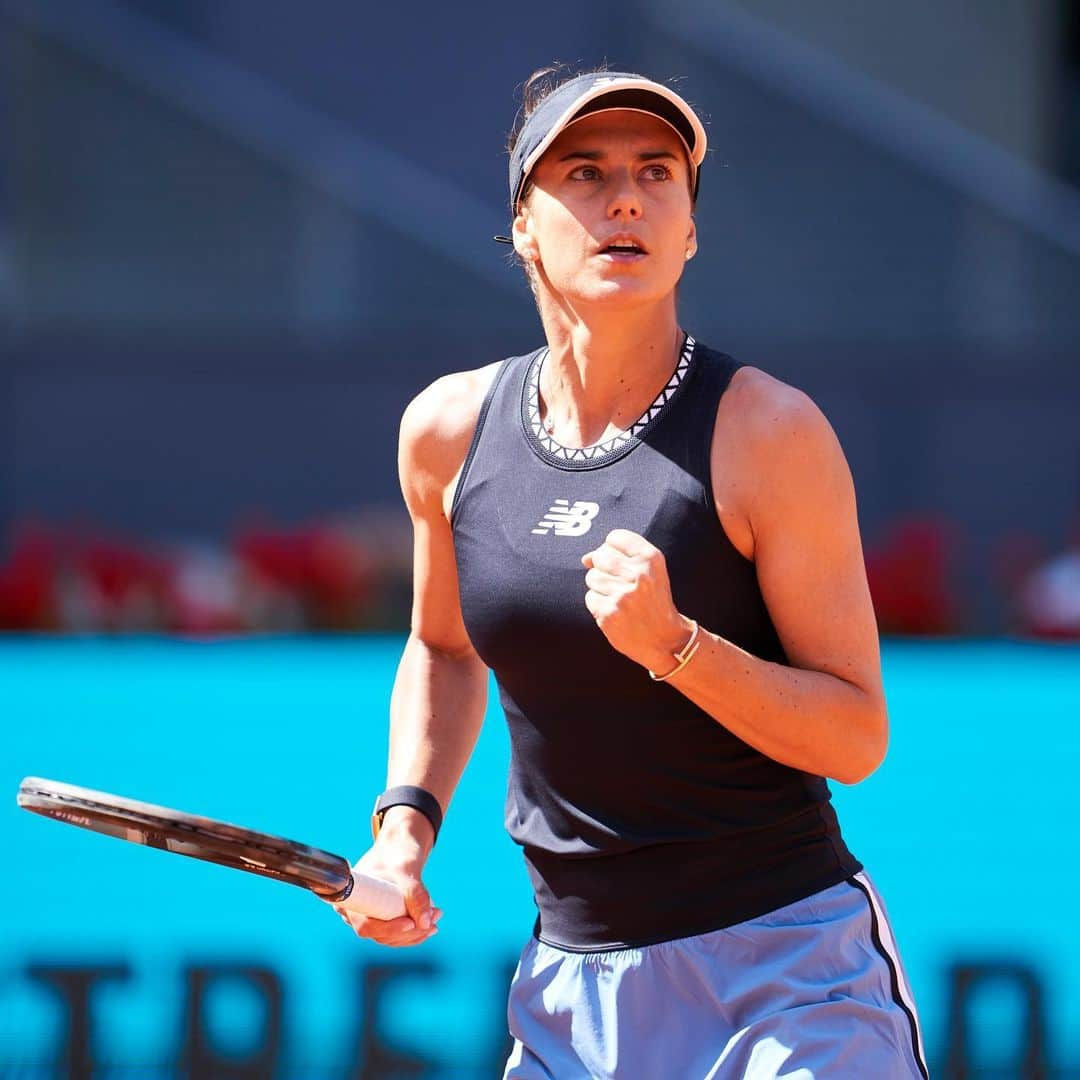 WTA（女子テニス協会）さんのインスタグラム写真 - (WTA（女子テニス協会）Instagram)「Day 1 on the clay 😎  Punching their ticket into R2 in Madrid 👉  #MMOPEN」4月26日 3時43分 - wta