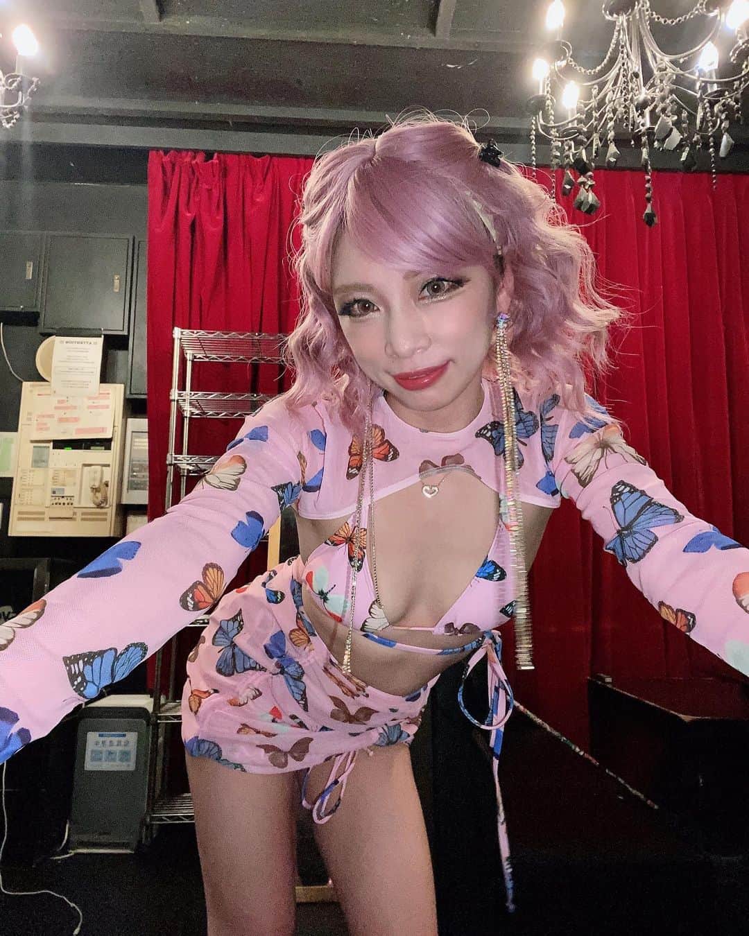 のインスタグラム：「さやakaパー子💗💗💗  🦋🦋🦋  パーハーなう❣️  日めくりカレンダーにしていいお😂💗（1週間分） 姫くり🥰」