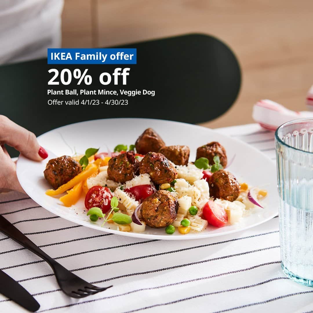 IKEA USAのインスタグラム：「From vegetarian dinners to outdoor barbecues, this Earth Month we're making it easy to live more sustainably! Save on plant-based food items, energy-saving outdoor LED string lights, and home furnishings made of natural materials. Learn more at the link in bio.」