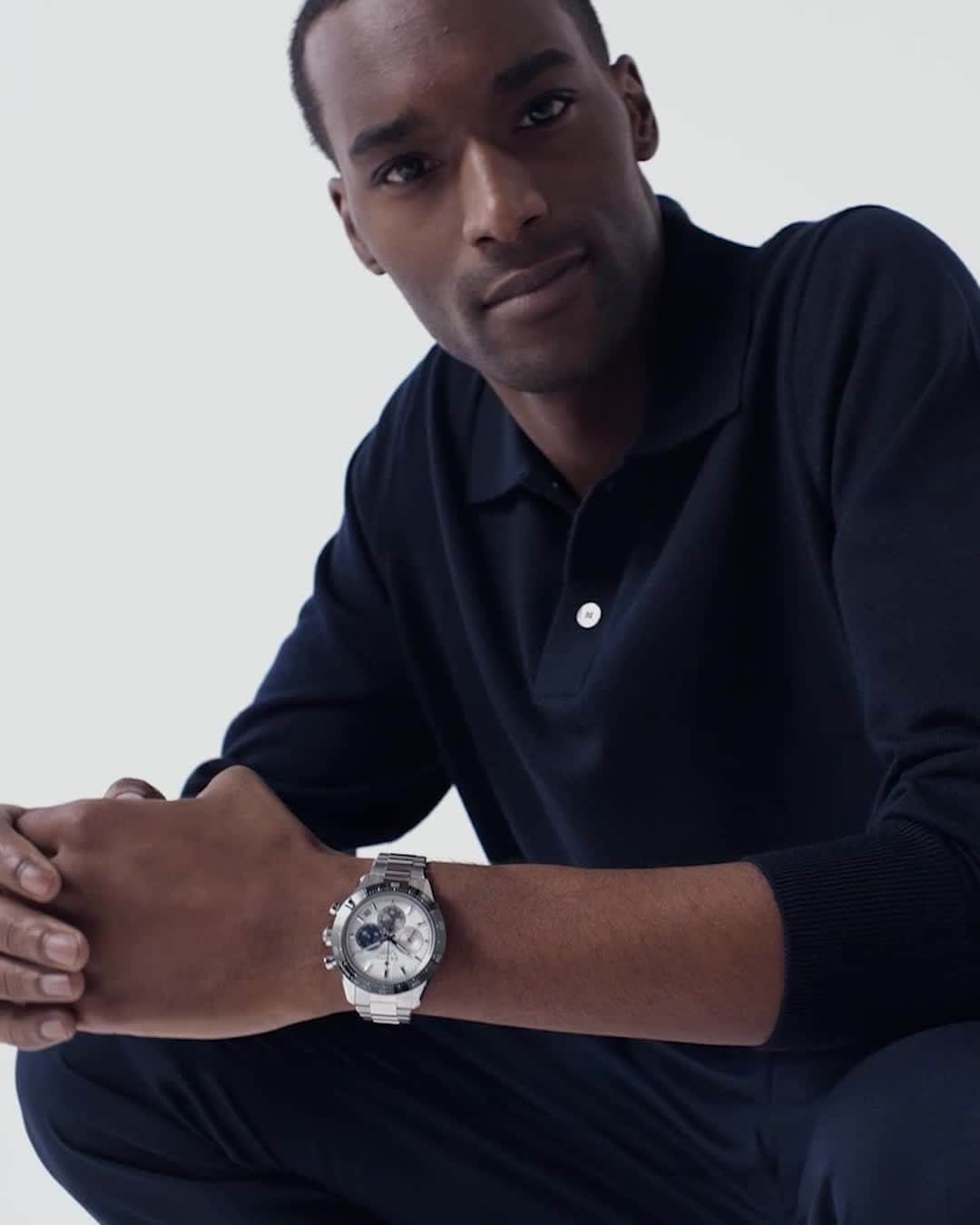 ゼニスのインスタグラム：「#ChronomasterSport: When every beat counts. Move to your own rhythm with the Chronomaster Sport.」