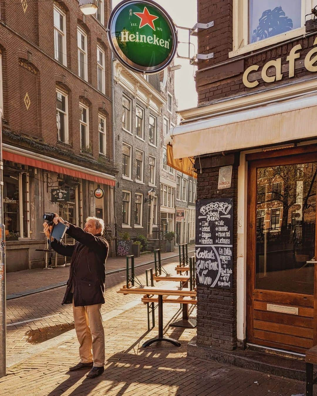 Guido Gutiérrez Ruizさんのインスタグラム写真 - (Guido Gutiérrez RuizInstagram)「📸Un finde en Amsterdam. Aquí os dejo más fotos de momentos que he capturado de esta maravillosa ciudad. Como veréis, es una ciudad con rincones muy diversos. • A weekend in #Amsterdam. Here are more photos of moments that I have captured from this wonderful city.  As you can see, this city has incredible spots. #Guigurui」4月26日 6時16分 - guigurui