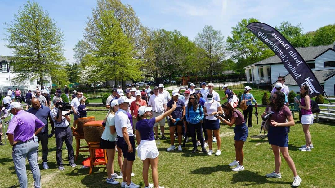 ジャスティン・トーマスさんのインスタグラム写真 - (ジャスティン・トーマスInstagram)「Want to send a huge congratulations to Ryan Downes and Kathryn Ha on their victories at the #justinthomasjr last week. Very well played in some tough conditions!  It means so much to me to be able to have this @ajgagolf event at my home course, in a city that means so much to me. Thanks to all the sponsors and everybody involved who makes this event what it is. I had a blast meeting and talking with the kids, and wish all of them the best of luck in the future」4月26日 6時51分 - justinthomas34