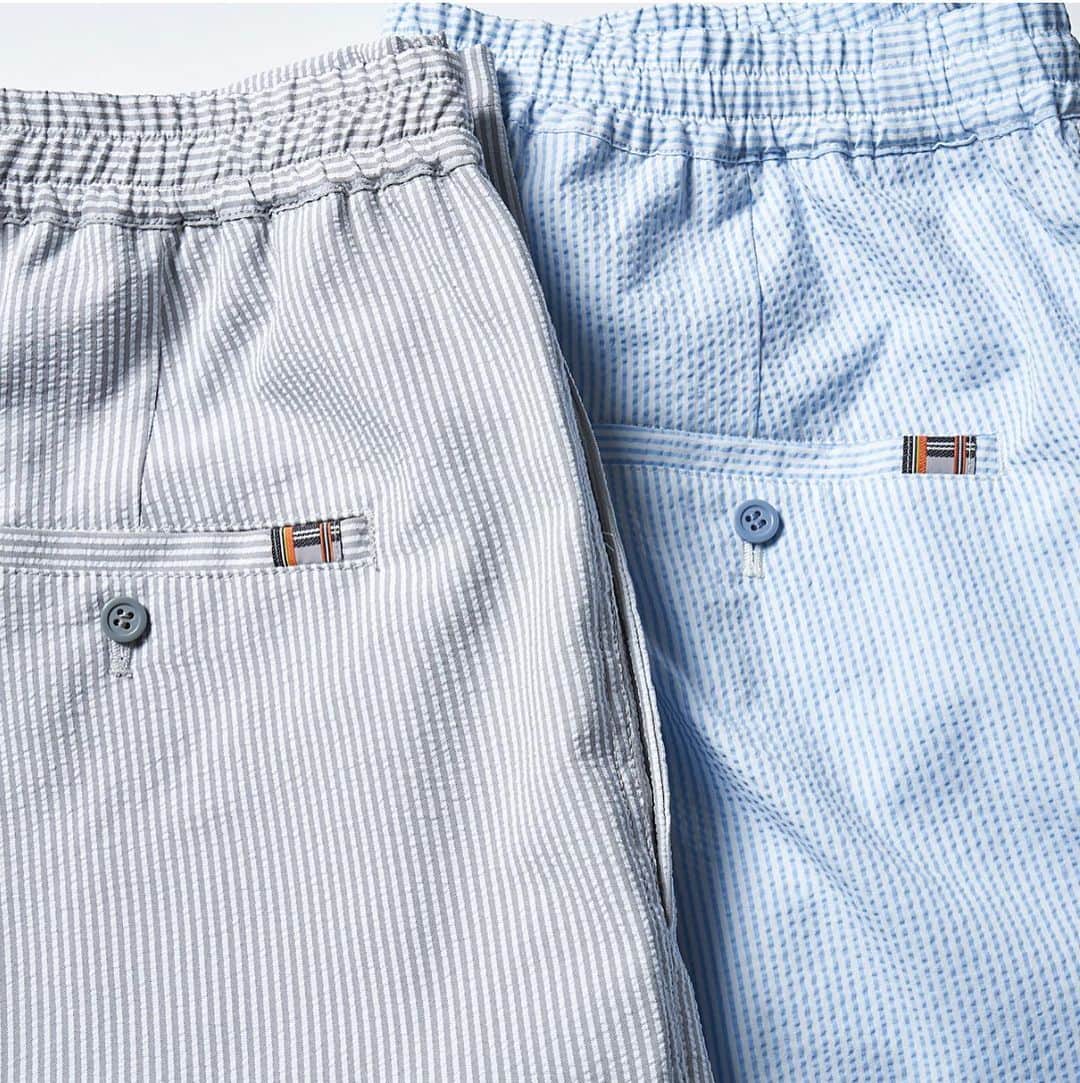 ジャクソンマティスのインスタグラム：「. 2023 Spring&Summer Collection 8️⃣th  Delivery🚛📦💨 . . ⚠️只今、💻websiteメンテナンスに伴いまして、再開は28日(金)となります。今暫しお待ち願います🙇🏻‍♂️🙏🏻⚠️ . . これからの季節にピッタリです🕶️⛱️ 肌触りも良く心地良い、そして、なんと言っても”爽やか”このうえない✨ シアサッカー生地で登場です👖 ワンランク上⬆️の”大人の嗜み👨🏼‍💼✨”  スッキリ！とブルー🔵決めるか！ シックにブラック⚫️と決めるか！ 両色ともに最高💯である事は間違い無し。 これからの季節にお役立てください…後悔はさせまんヨ🤞🏻  #jacksonmatisse #jacksonmatisse2023ss #ジャクソンマティス #ジャクソンマティス2023ss #第8回配送🚛📦💨 #今季も何卒宜しくお願い申し上げます🤲🏻  #💻websiteは28日再開🙇🏻‍♂️🙏🏻」