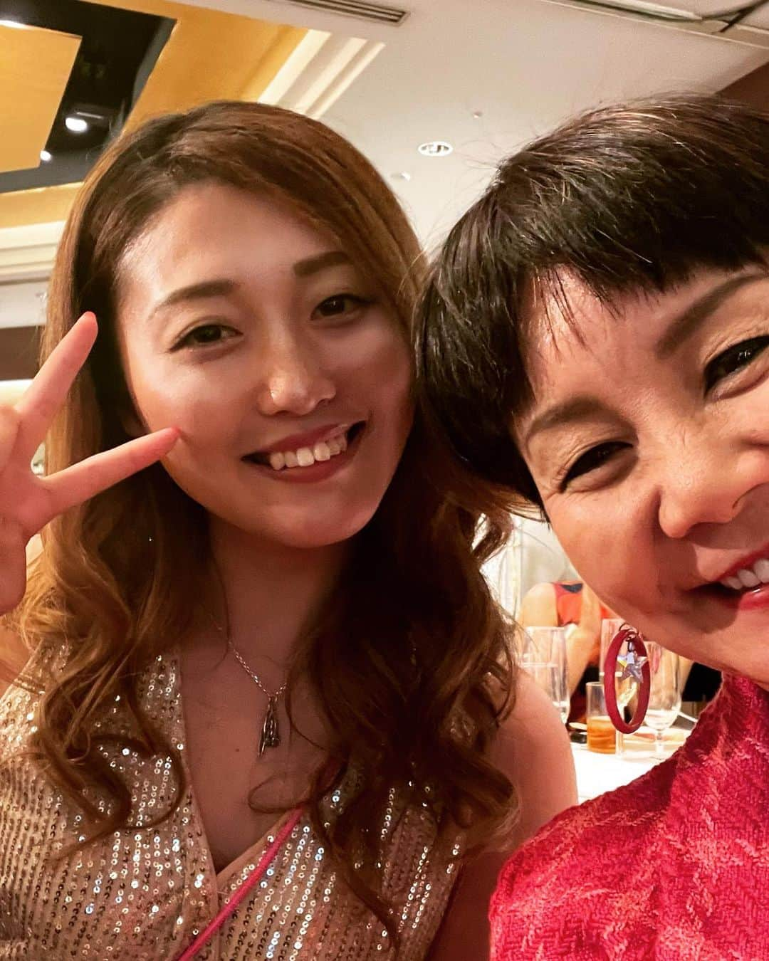 山本華世さんのインスタグラム写真 - (山本華世Instagram)「ジェットスキーの大会で世界チャンピオンを目指してるって❤️頑張ってね。 #jetski  #ジェットスキー #日本チャンピオン #世界チャンピオン #世界一 #頑張って」4月26日 8時00分 - kayo_092