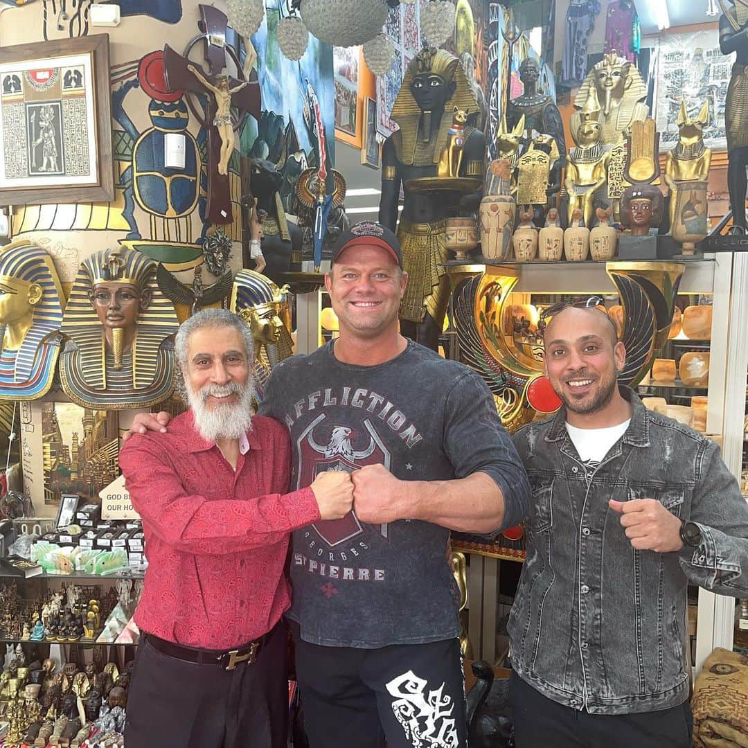 のインスタグラム：「At @sonofthepharaoh with Emad Adly 🇪🇬🙏👽」