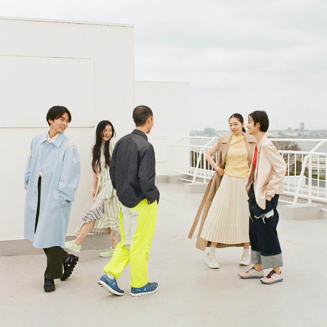 畔柳康佑のインスタグラム：「On Cloud5 Campaign. for @on.japan   モデルキャスティングを担当しました！ 伊織さんいつもありがとうございます！  Models :  Kako Takahashi HAKO Akira Kuwabara Riku Tanaka Yoshitsune Ogasawara  Director：Iori Matsudaira @iori_matsudaira  Photographer：Keita Goto @keita.goto  Stylist：Masaki Ida @masaakiida  Hair&Make：Taeko Suda @taeko_suda  Producer：Mahiro Kusunoki @super_mahimahi  Casting：Kosuke Kuroyanagi(VOLO)」