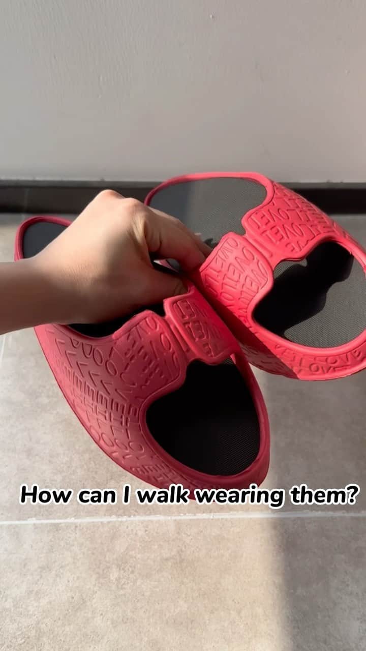 SHEINのインスタグラム：「Looking for shoes that step up your leg stretching and strength training game? 🦵 These rocker sandals are a footwear flex 🩴💪  🔎13049296  #SHEIN #SaveInStyle #SHEINstyle #fashion #chic #OOTD」