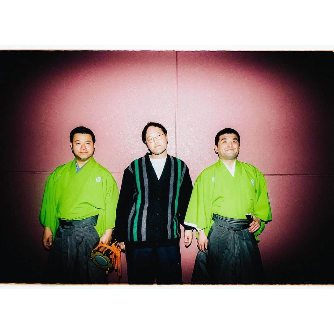 竹村真奈のインスタグラム：「OWARAI Bros.WEB 「同級生～ときどき幼馴染〜」 第15回 アインシュタイン・稲田直樹×すゑひろがりず公開中です。  Photo：Mado Uemura Interview：Aki Takamoto Editor：Mana Takemura  https://tvbros.jp/uncategorized/2023/04/22/66662/  #アインシュタイン稲田 #稲田直樹 #すゑひろがりず #owarabies #お笑いブロス #同級生対談」